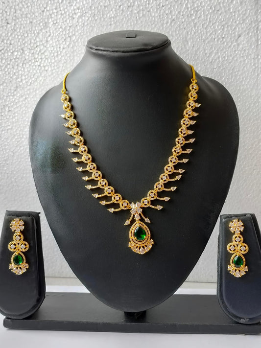 Emerald Green Clara Victorian Jewellery Set