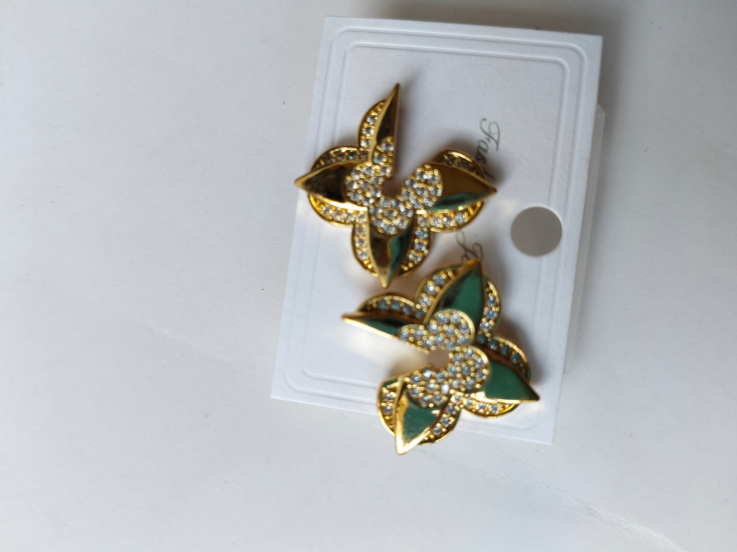 Golden Pushpa Stud