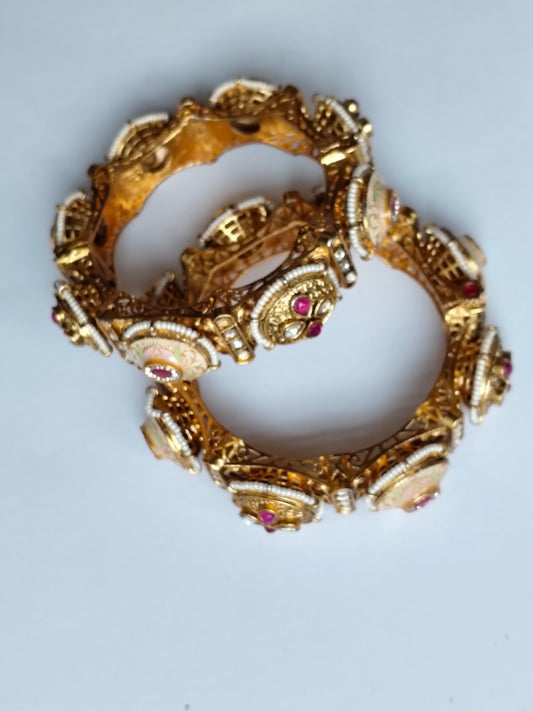 Ivory Rajwadi Heritage Openable Bangle