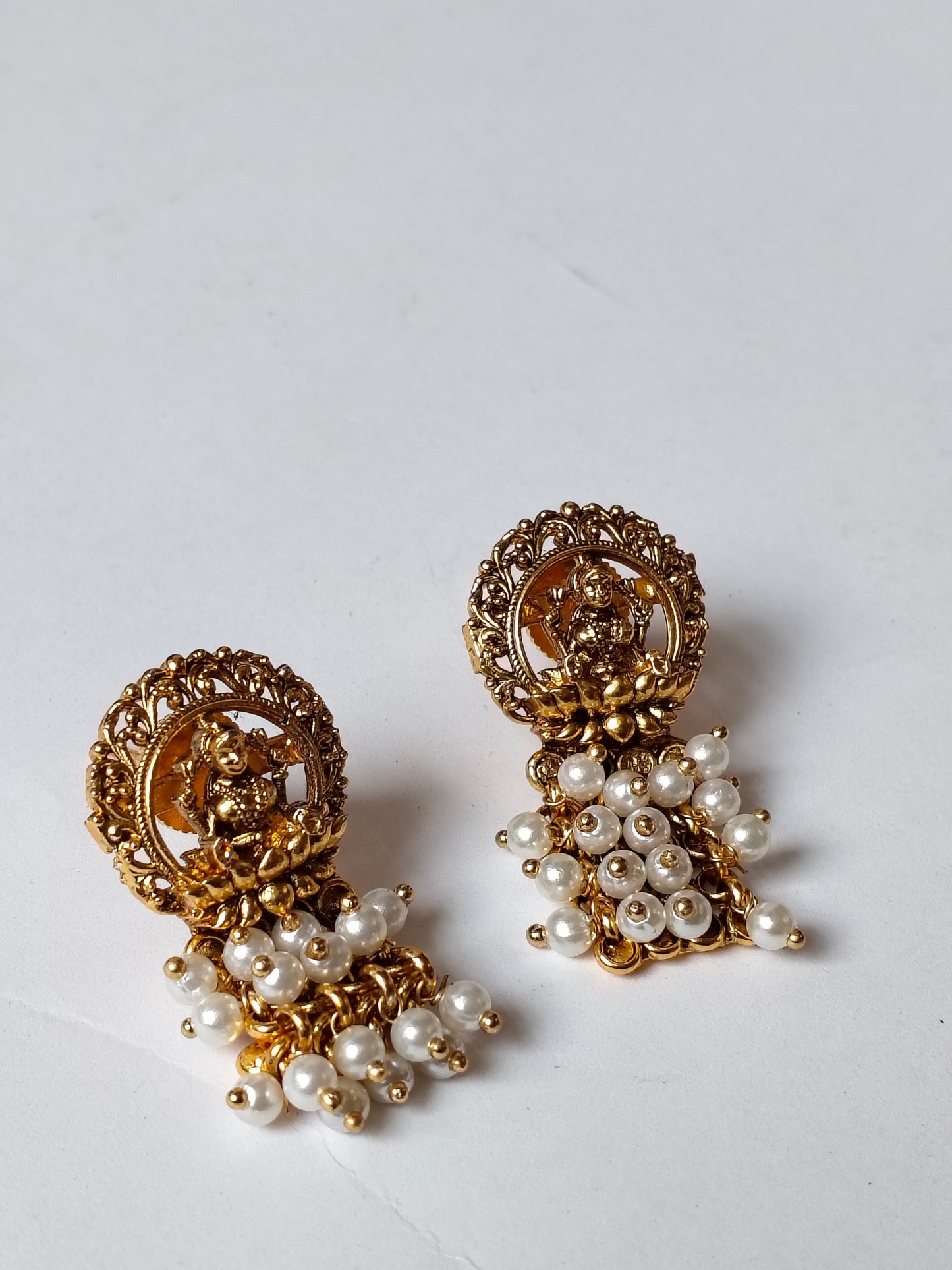 Moti Lakshmi Temple Jewellery Set