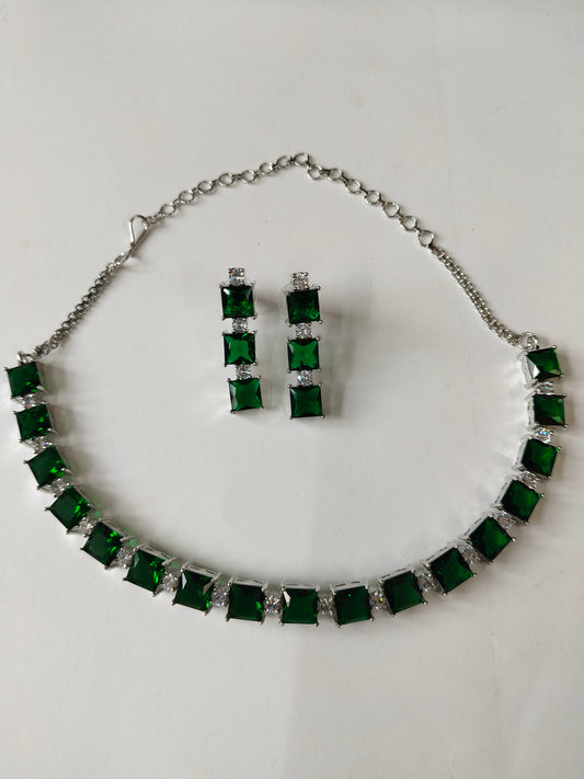 Emerald Green Kuhu Zirconia Jewellery Set