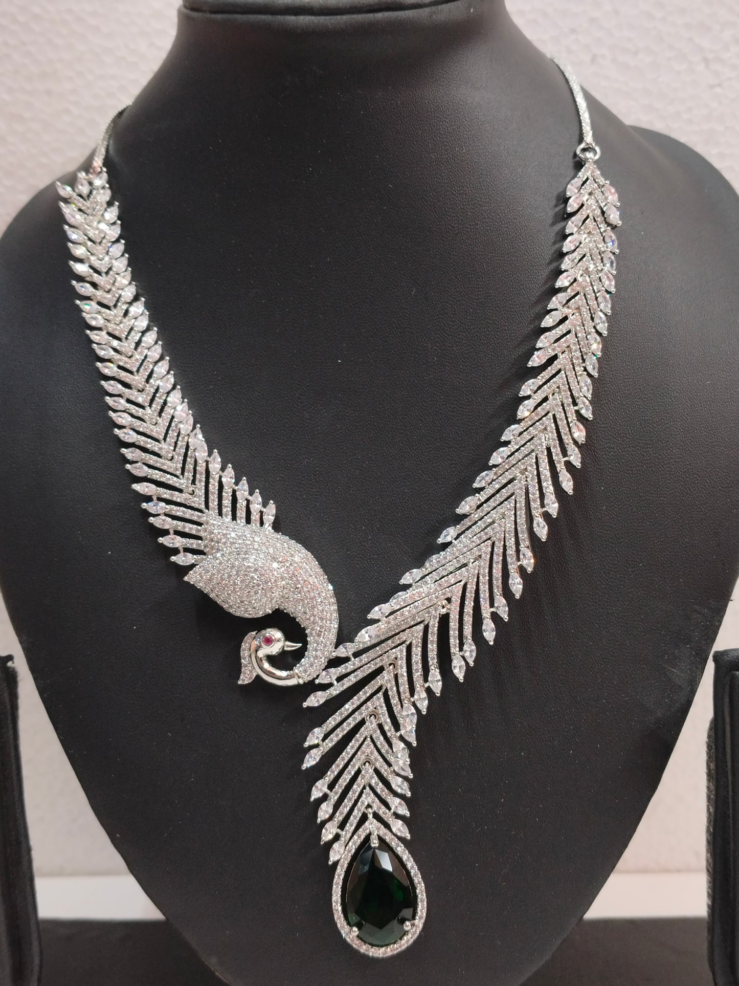 Emerald Green Peacock Victorian Jewellery Set