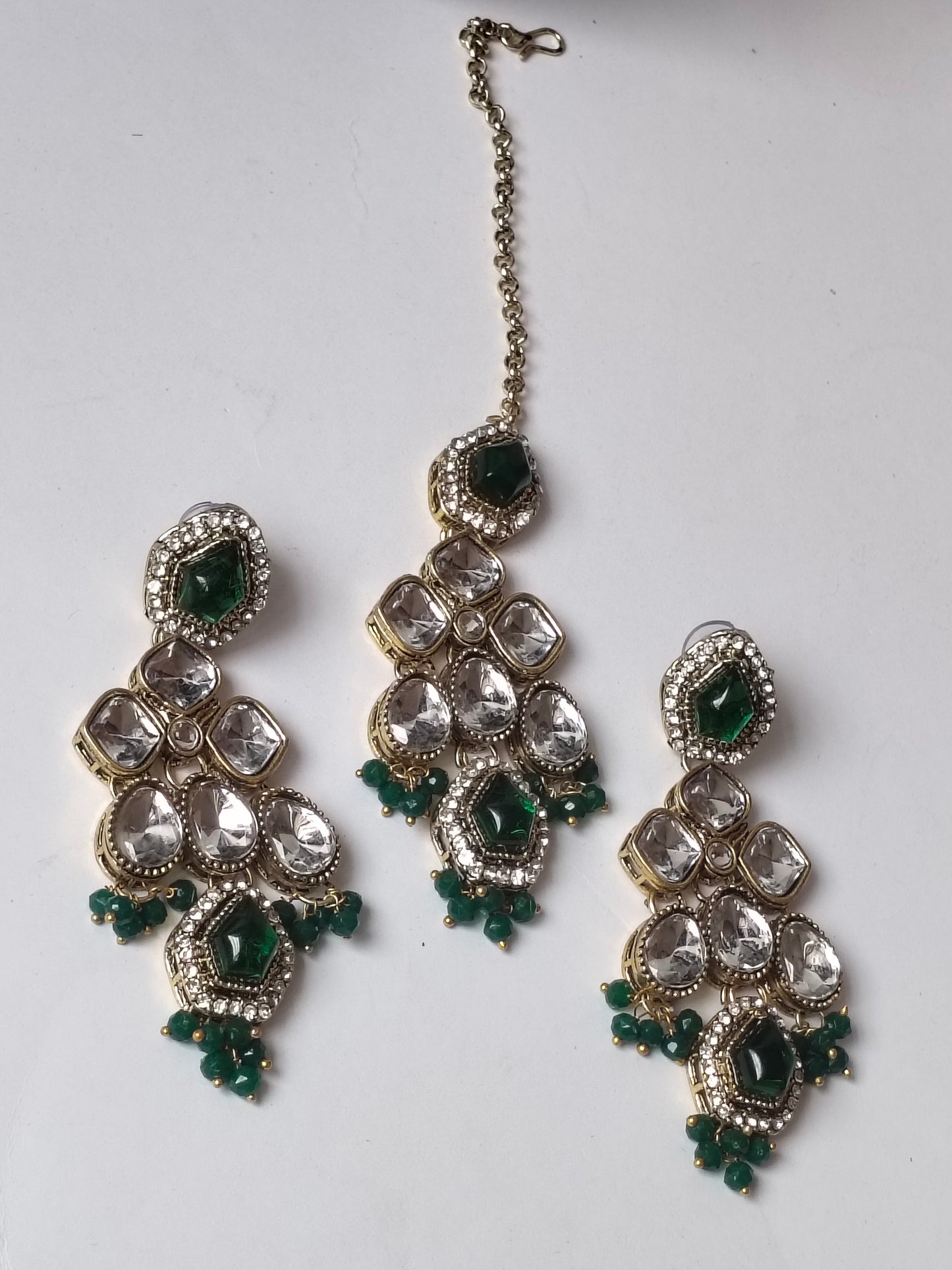 Emerald Green Sultana Kundan Jewellery Set