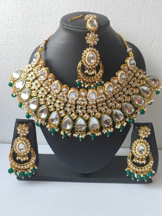 Emerald Kasturi Bridal Jewellery Set