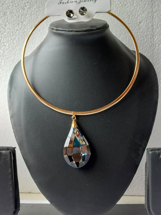 Golden Heera Hasli Western Jewellery Set