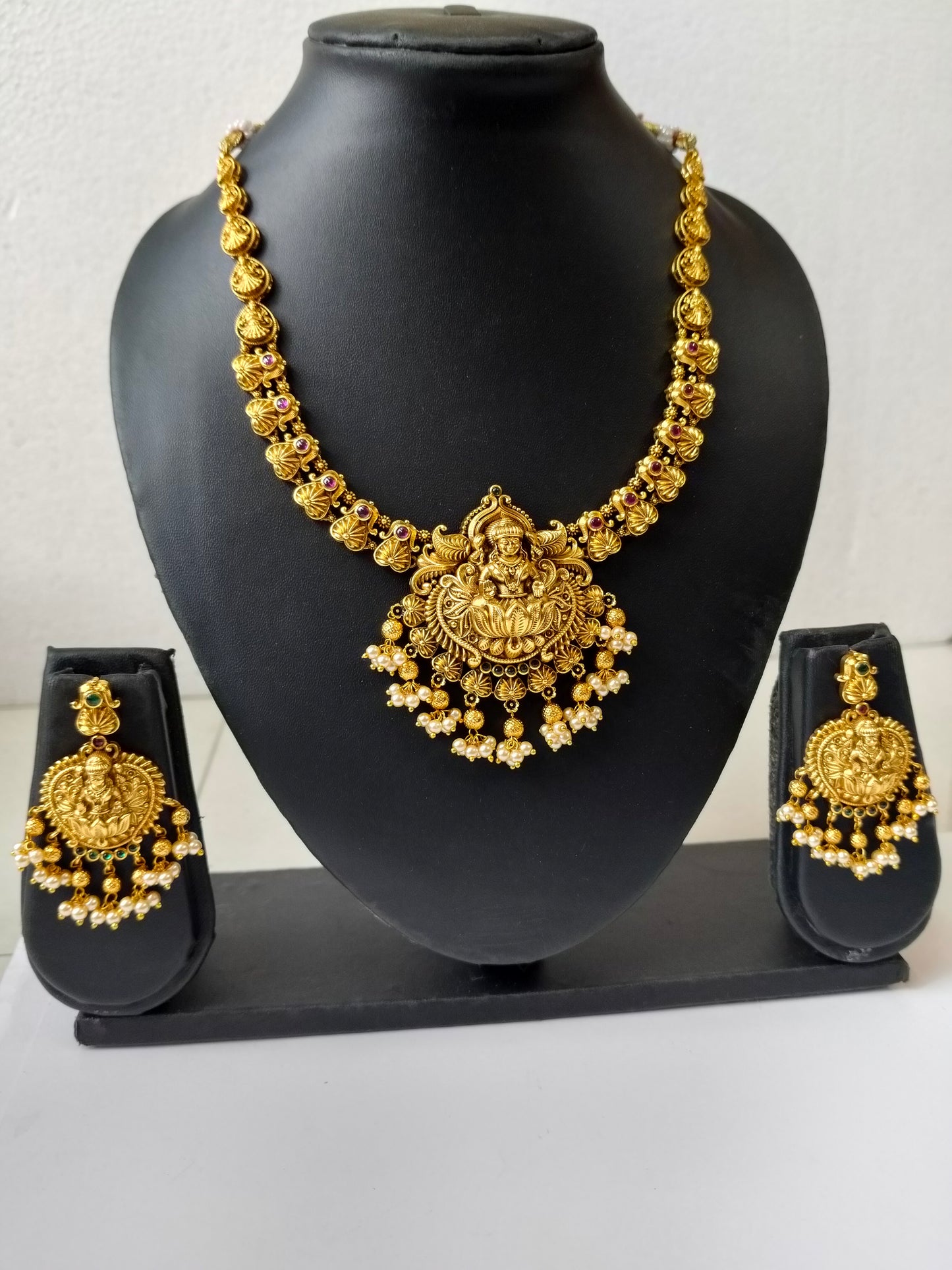 Golden Meenakshi Temple Jewellery Set