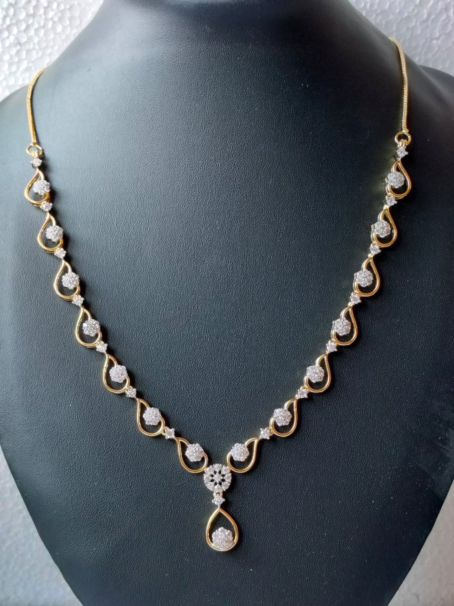 Golden Mimi Zirconia Jewellery Set