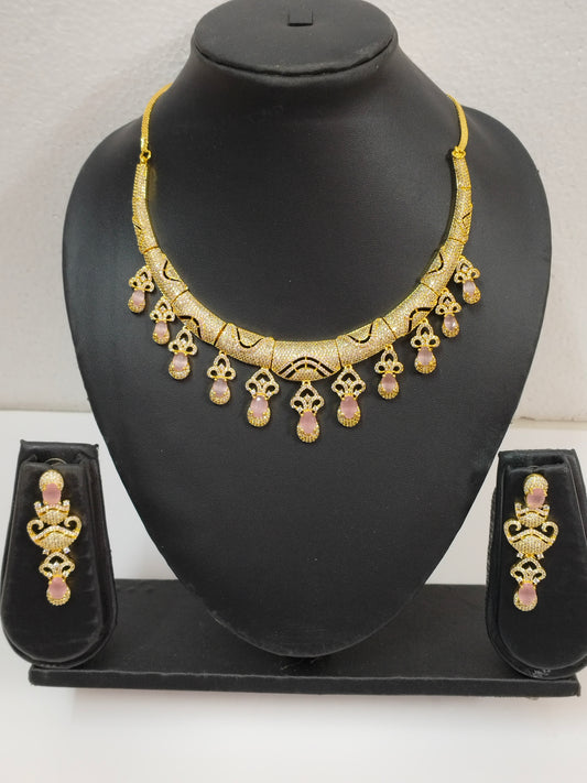 Golden Saara Hasli Victorian Jewellery Set