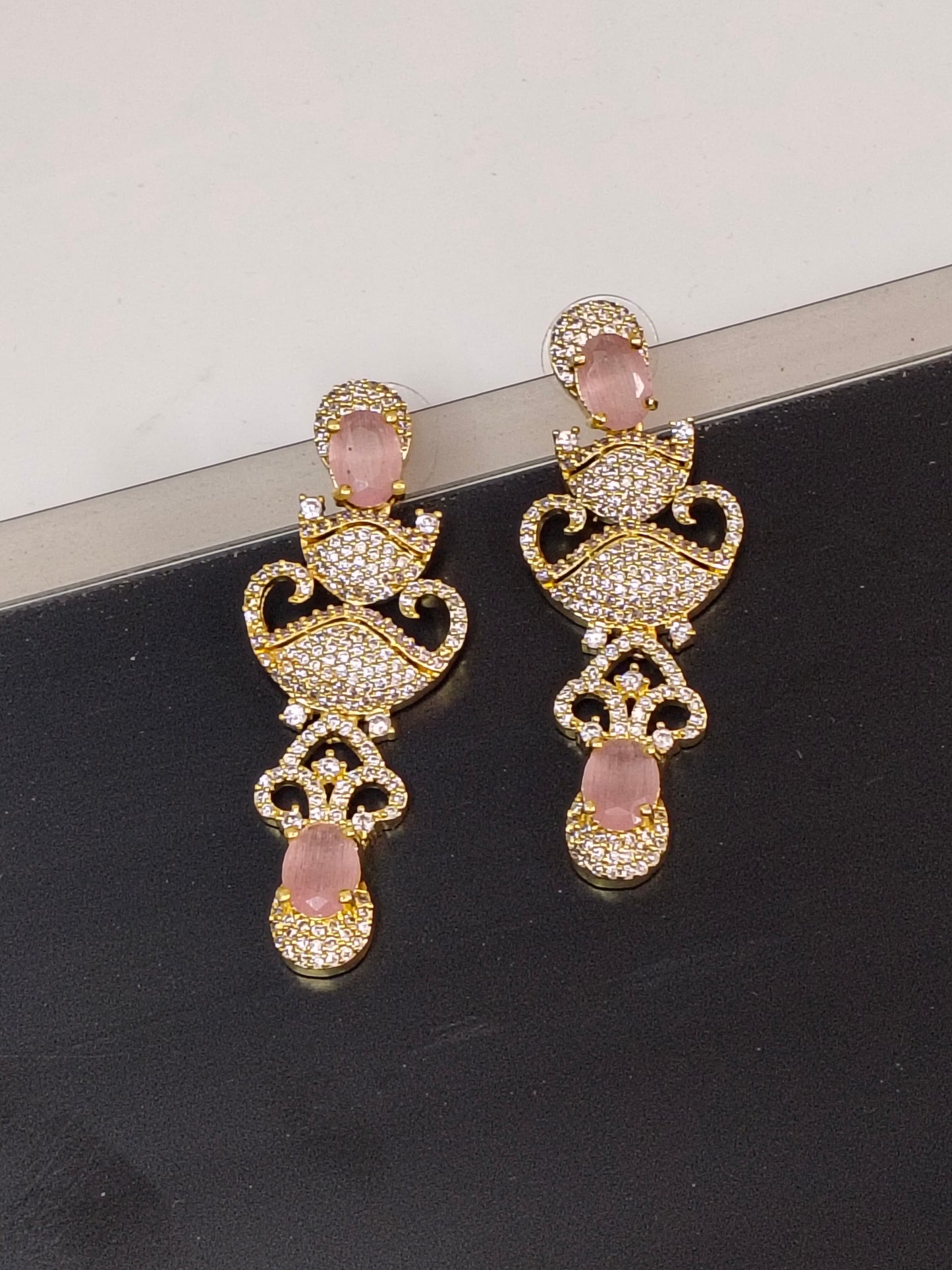 Golden Saara Hasli Victorian Jewellery Set