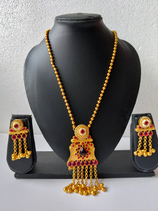 Golden Swastika Heritage Jewellery Set