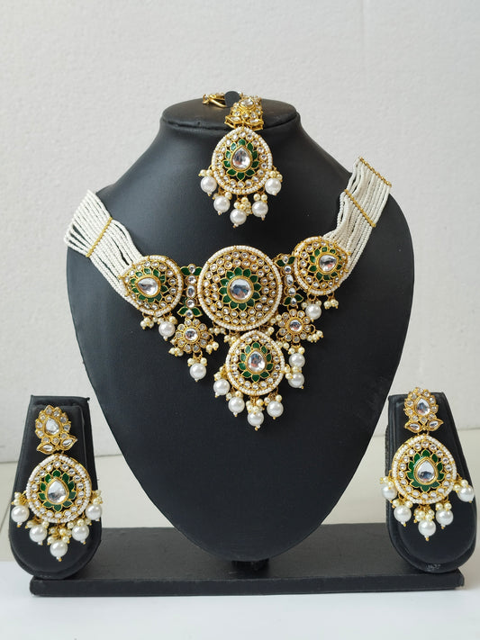 Green Kushani Kundan Jewellery Set