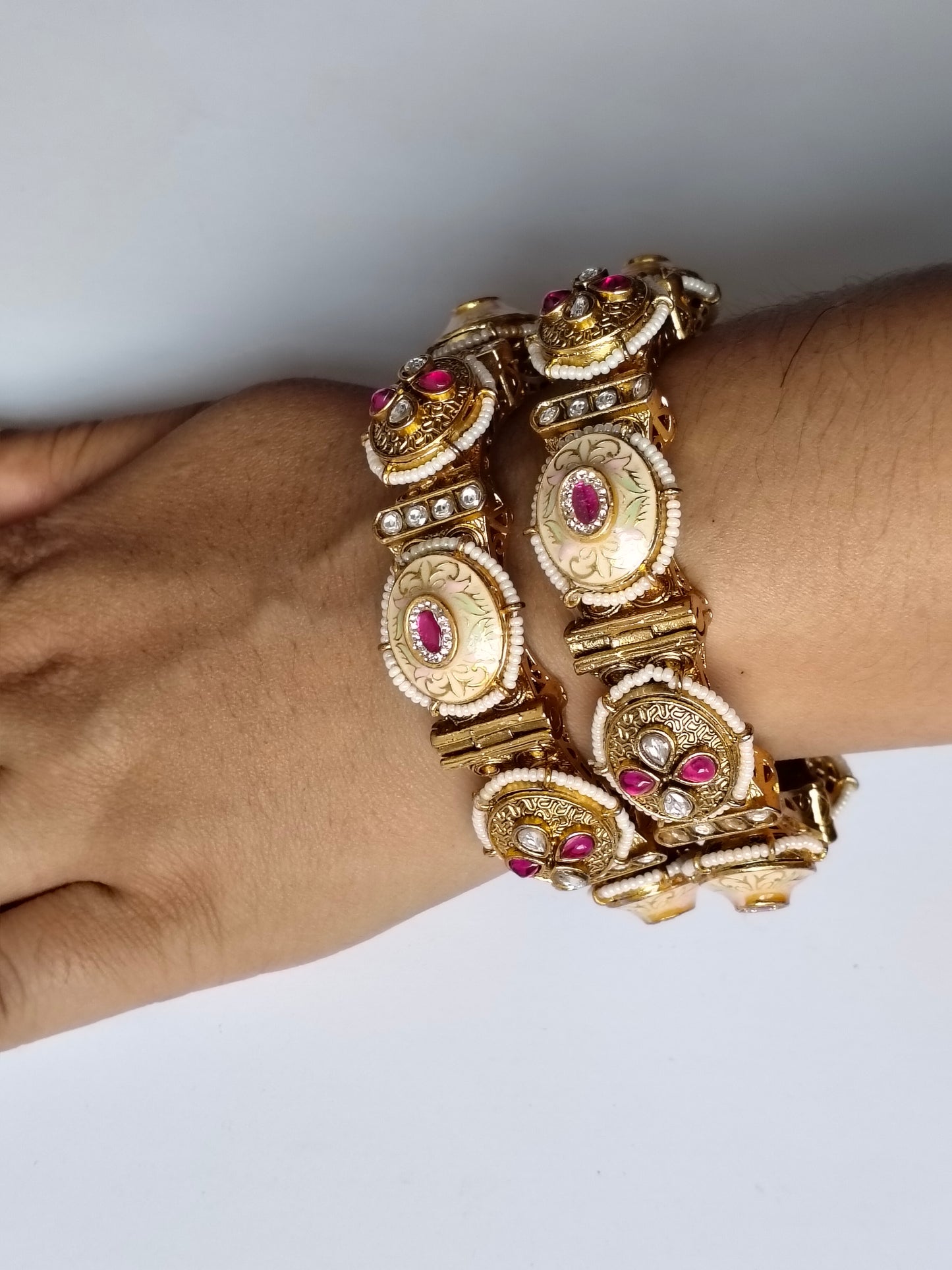 Ivory Rajwadi Heritage Openable Bangle