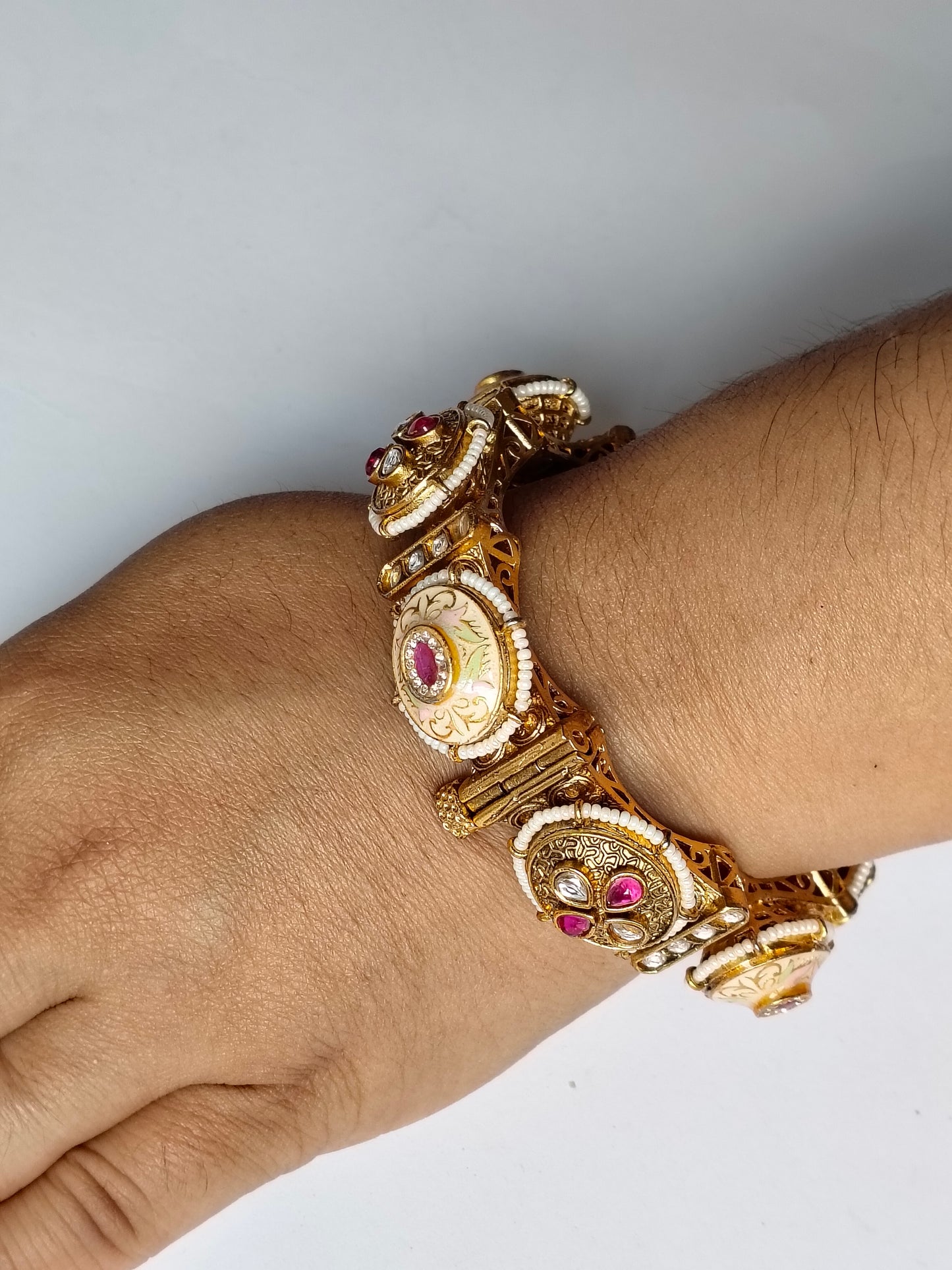 Ivory Rajwadi Heritage Openable Bangle