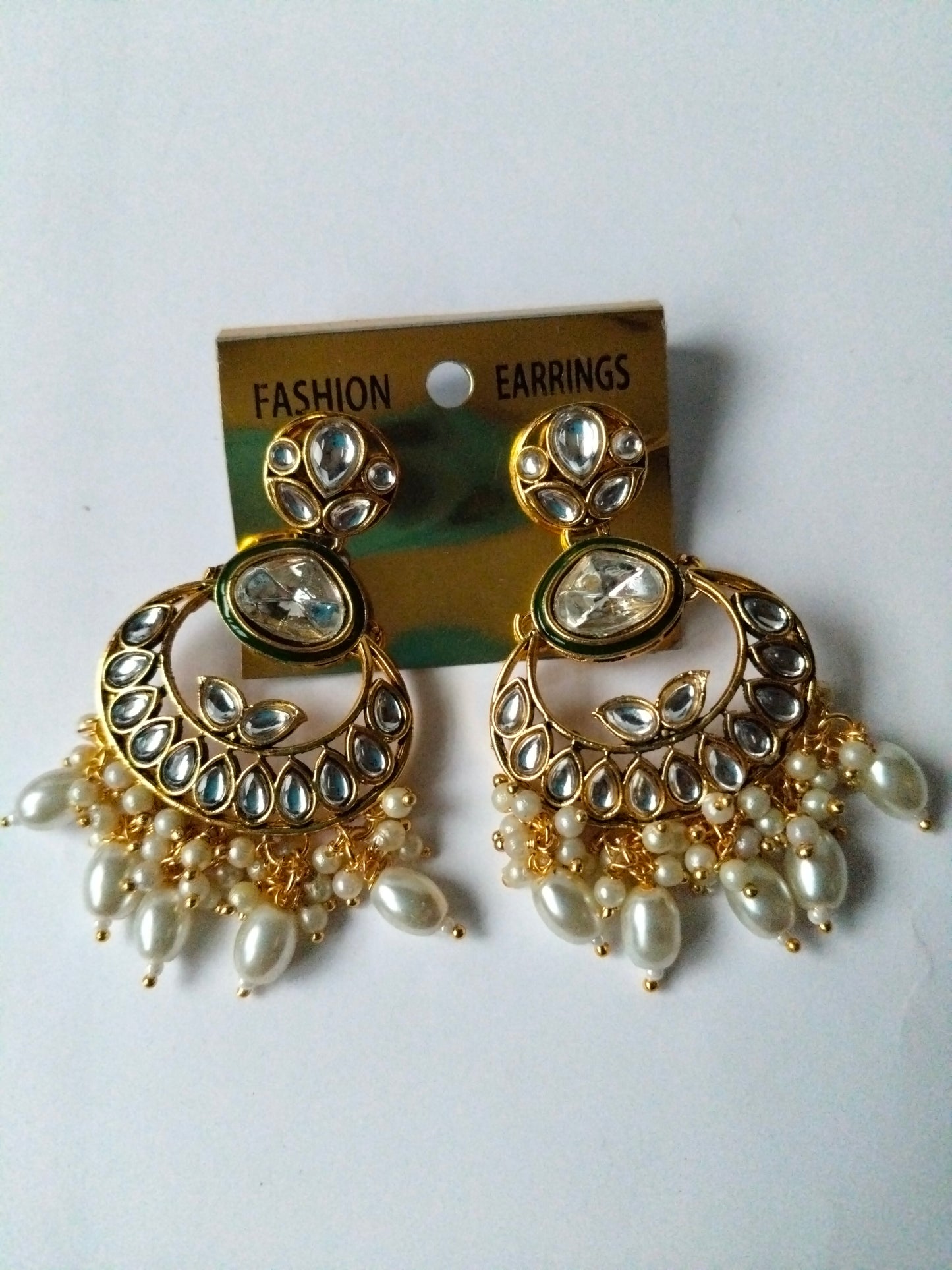 Ivory Shweta Kundan Jewellery Set
