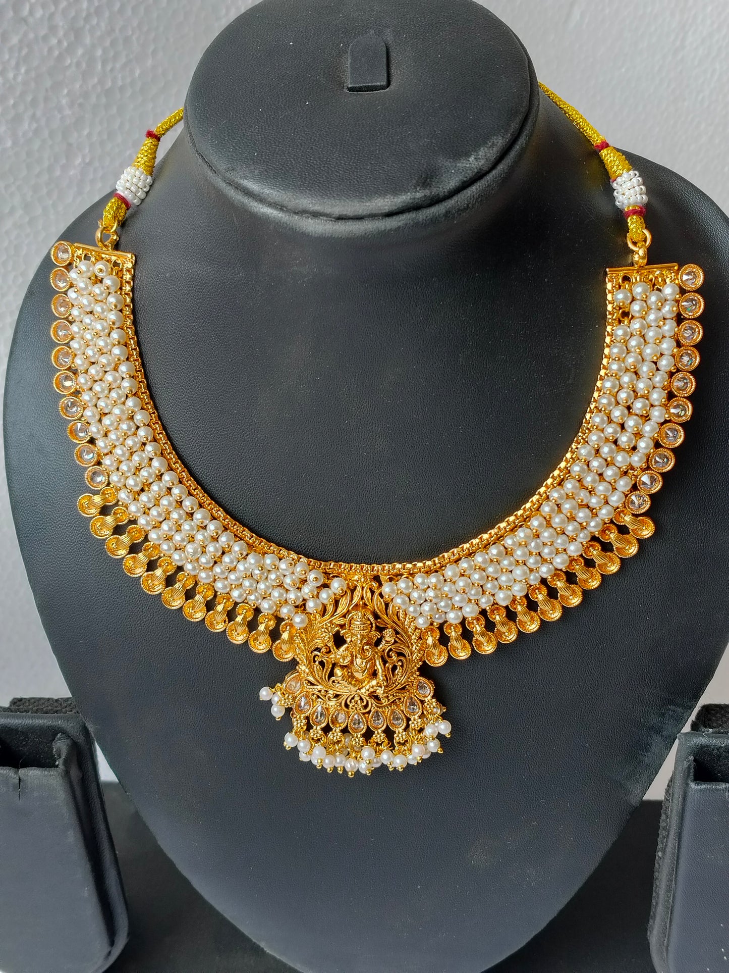 Moti Ganesha Temple Jewellery set