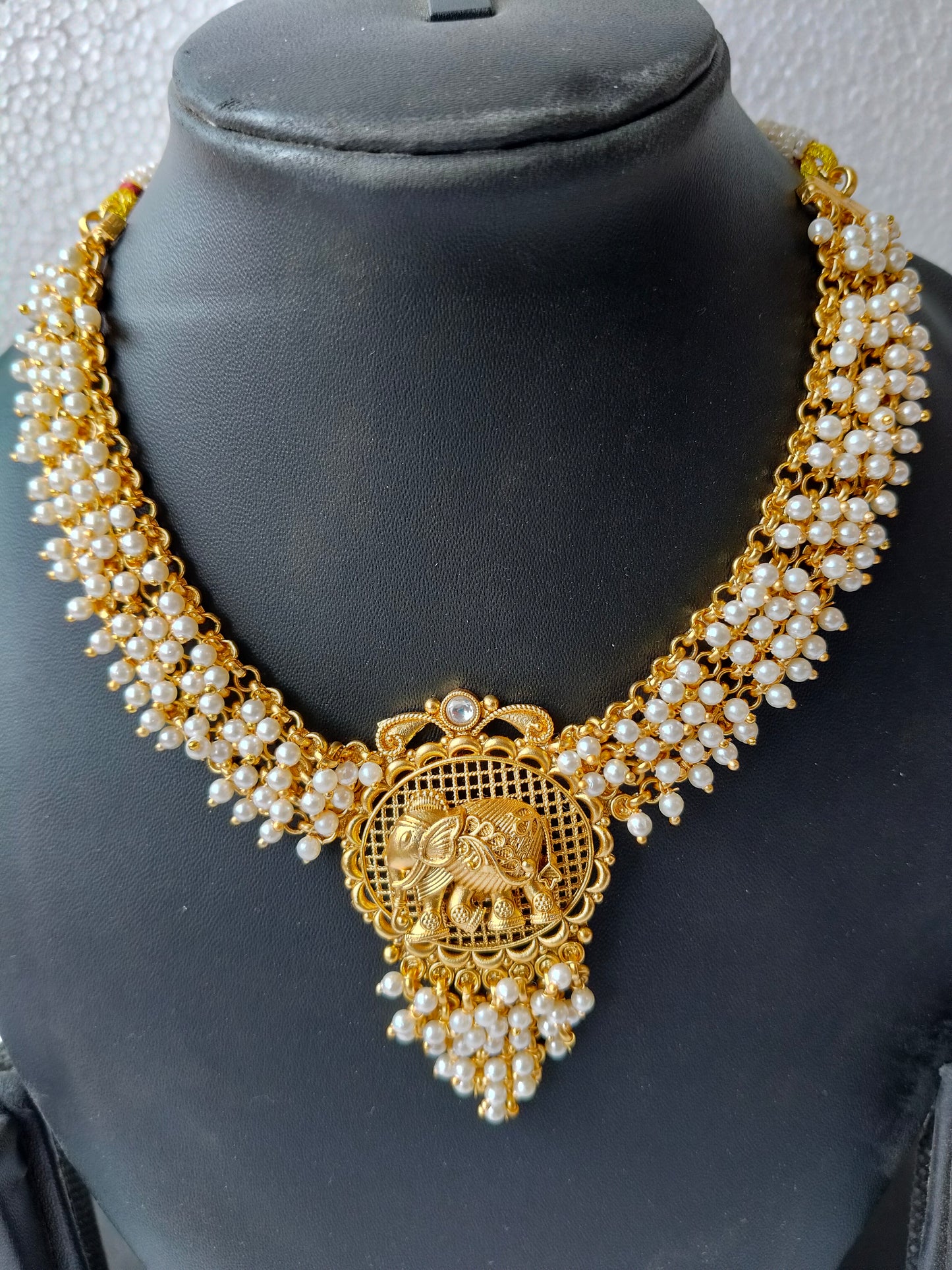 Moti Hasti Temple Jewellery Set