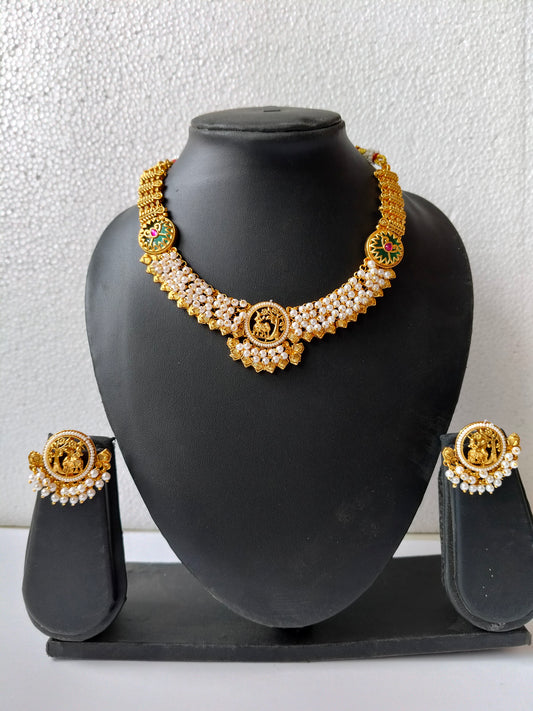 Moti Maharana Temple Jewellery Set