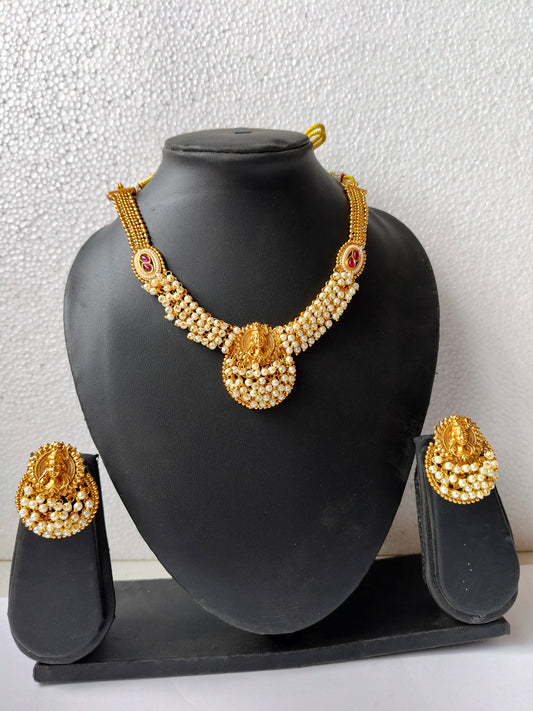 Moti Shiva Temple Jewellery Set