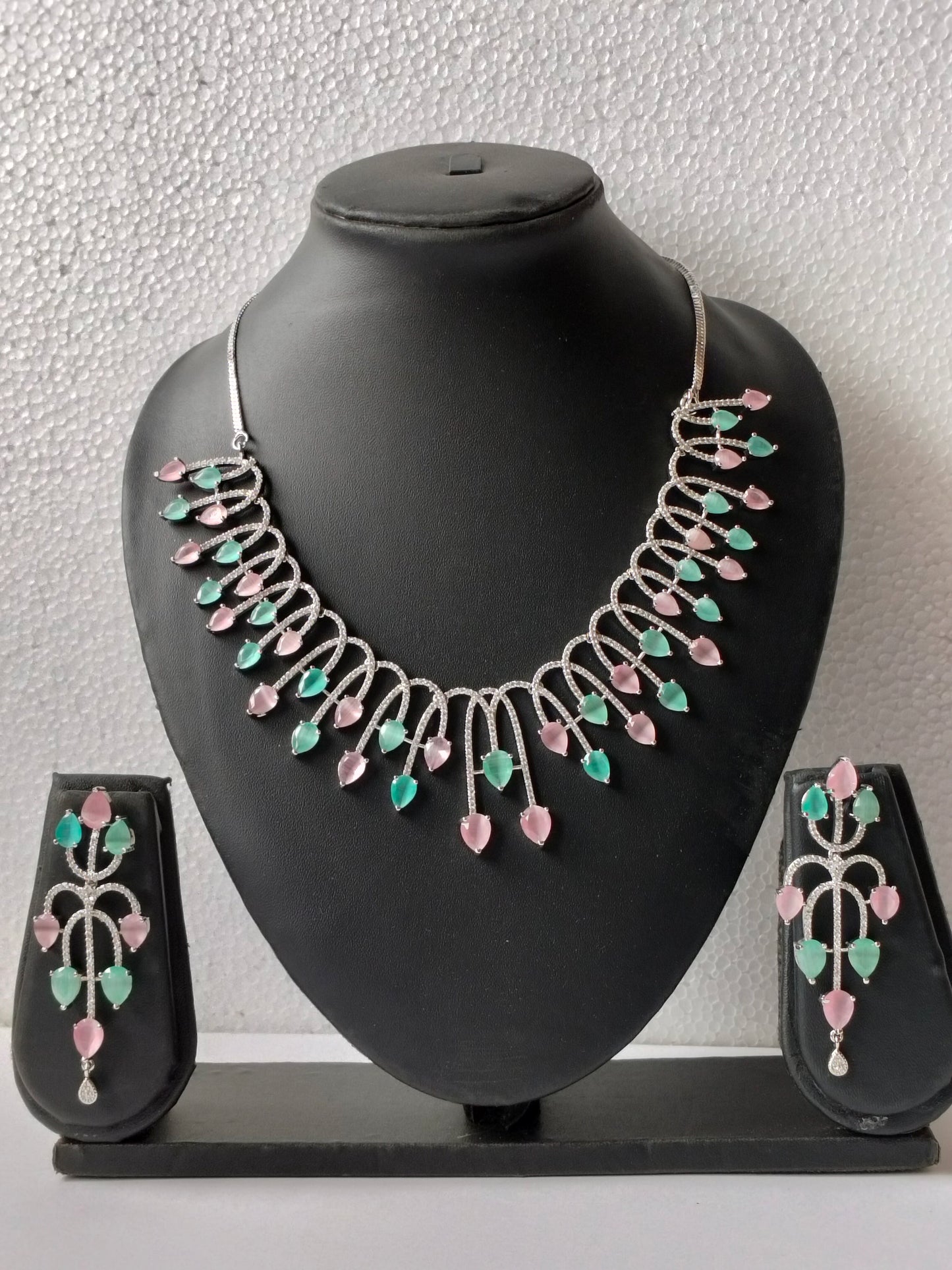 Multicolor Diana Victorian Jewellery Set