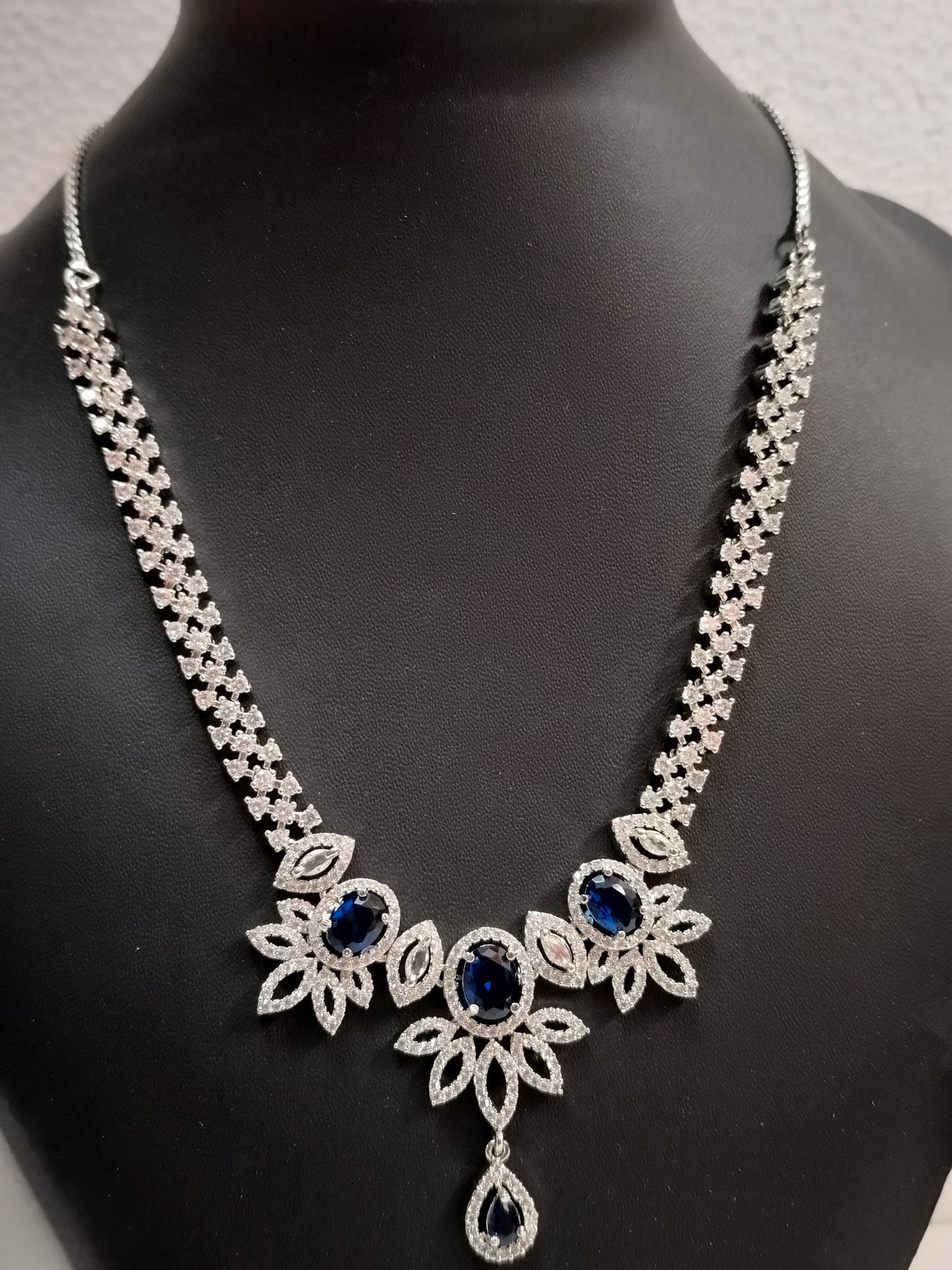 Sapphire Blue Floral Zirconia Jewellery Set